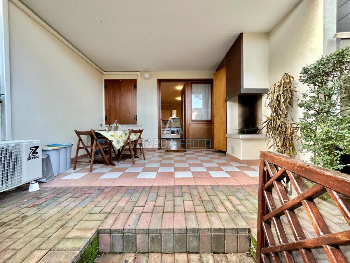 Perla Apartment - 3 Piscine E Un Bar - Desenzano Desenzano del Garda Exteriör bild