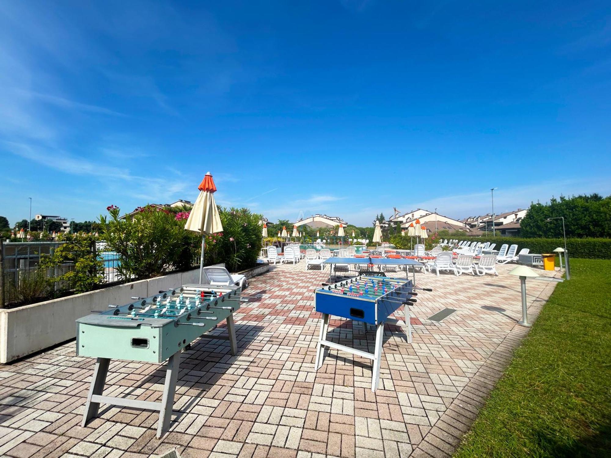 Perla Apartment - 3 Piscine E Un Bar - Desenzano Desenzano del Garda Exteriör bild
